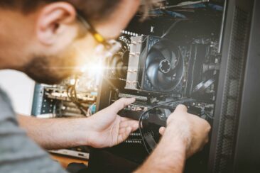 Ein Beruf mit Zukunft: Fachinformatiker für Digitale Vernetzung – geförderte Umschulung mit IHK-Abschluss
