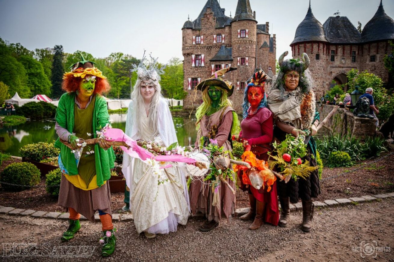 Hexen auf Burg Satzvey: Walpurgisnacht und Hexenmarkt 2026