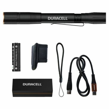 Praktisches Set für Handwerker: Aufladbare Taschen- und Stirnlampen von Duracell erhellen den Arbeitsalltag