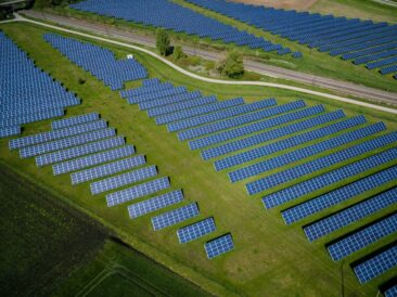 SUNLIFE: Professionelle Betriebsführung für Photovoltaikanlagen wird zum Erfolgsfaktor