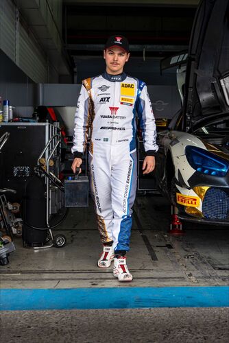 GS YUASA unterstützt Nachwuchsrennfahrer Jonathan Engström