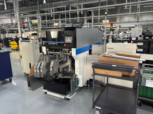 W. Kolb automatisiert THT-Fertigung mit FUJI sFAB-D