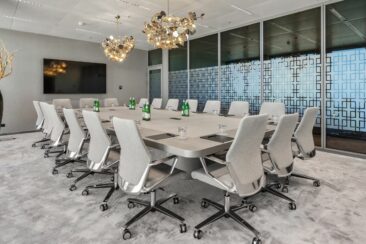 Meetingräume am Goetheplatz: Warum COLLECTION Business Center im FOUR Frankfurt für neue Arbeitsformate steht