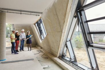 Mehr Verantwortung im Bauwesen: Berufsbegleitend zum Master in Baurecht und Baumanagement
