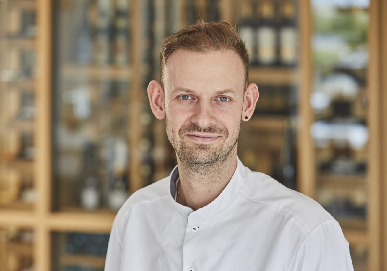 MICHELIN-STERN FÜR DIE OSTSEELOUNGE – Spitzenkulinarik zwischen Ostsee, Kunstgarten und Kräutergarten