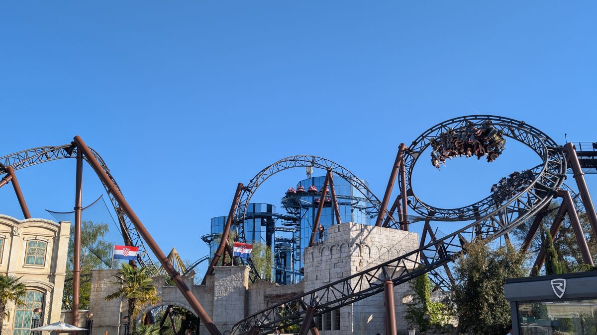 Neues Online-Feature zeigt aktuelle Wartezeiten aller Europa-Park-Attraktionen im Fünf-Minuten-Takt