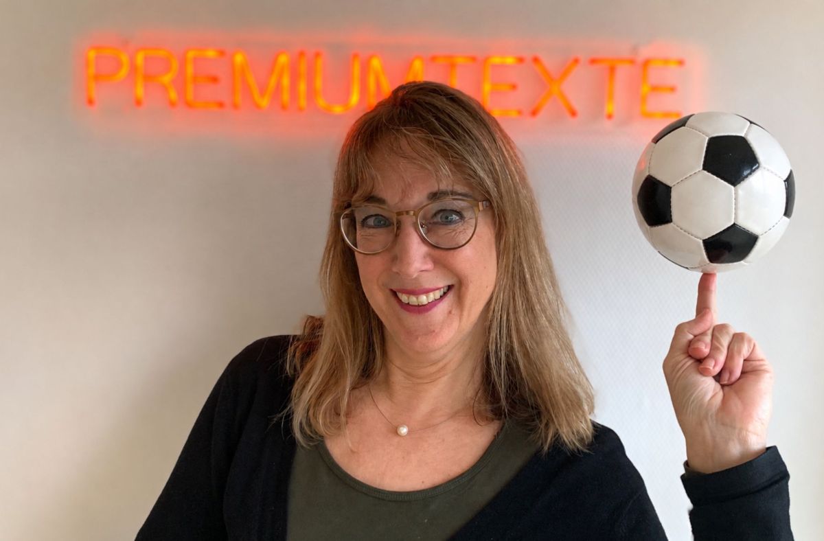 Psychologie im Marketing: Was Unternehmen von Fußballfans lernen können