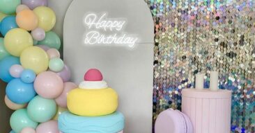 Design-Backdrops: Wie individuelle Fotokulissen Events sichtbar aufwerten