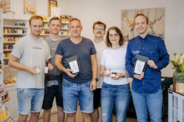 Gemeinsam für Vielfalt: Crefelder CSD e. V. und Gockels Genussmanufaktur präsentieren gemeinsame Pride-Edition