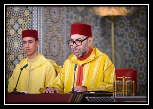 Industrielle Souveränität und politische Stabilität im Mittelpunkt der Thronrede Seiner Majestät König Mohammed VI