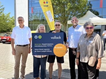 Oldtimer rollen für den guten Zweck: Vollack Klassik setzt sich gegen Kinderarmut in Karlsruhe ein