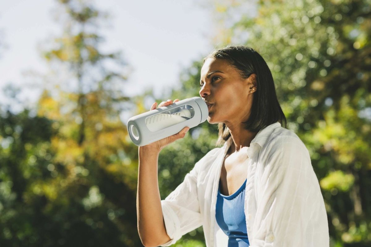 LifeStraw Go Glass 600ml bringt gefiltertes Trinkwasser aus der Glasflasche