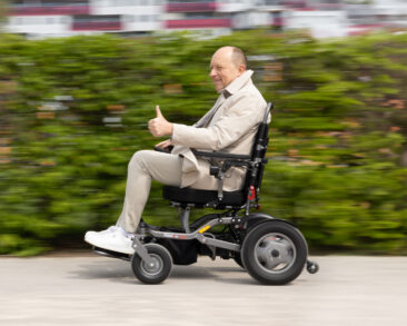 Mobilität trifft Fahrerlebnis: GT01 – Der schnellste faltbare Elektrorollstuhl von FreedomChair aller Zeiten