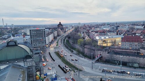 Wie lange dauert ein Immobilienverkauf wirklich? Realistische Zeiträume und Einflussfaktoren