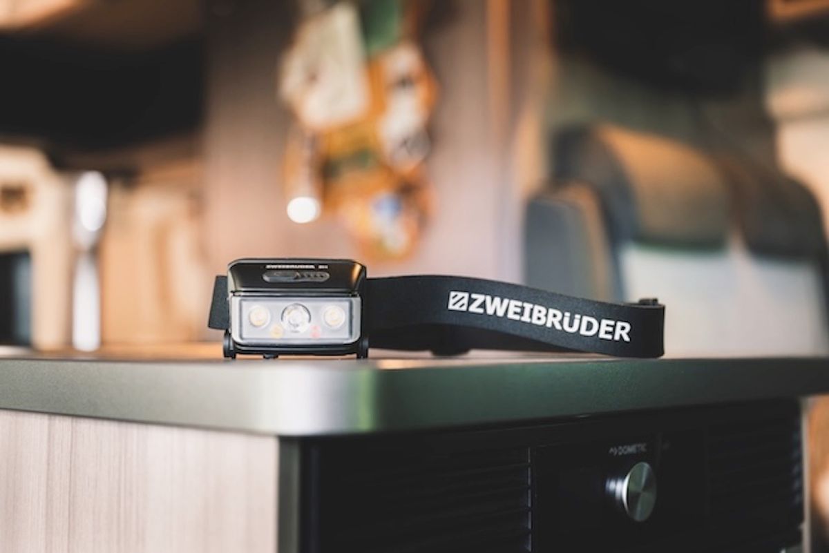 Zweibrüder bringt Licht in den Caravan Salon