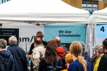 125 Jahre Schwebebahn: Großes Familienfest am Wuppertaler Hauptbahnhof begeistert tausende Besucher