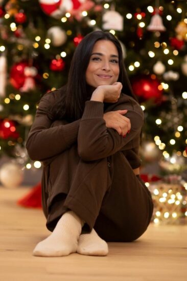 Amira Aly, der Online Weihnachtsshop startet jetzt in die Weihnachtssaison 2026