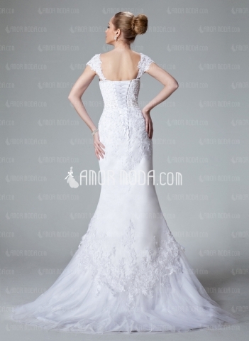 AmorModa erfüllt den Traum der Winterhochzeitspaare!