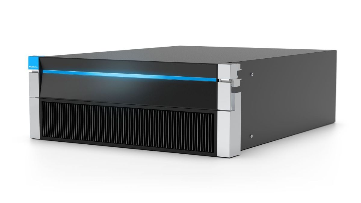 FAST LTA launcht Silent AI Pro – Vollwertige Arbeitsumgebung für lokale und souveräne KI-Nutzung ohne Cloud