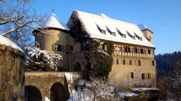 Tradition fortsetzen: 12. Rajasil Forum auf Burg Rabenstein bei Bayreuth
