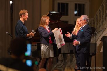 Ein Abend voller Herz und Hoffnung – 25.000 € für krebskranke Mütter und ihre Kinder