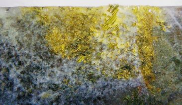 Emperor Metals: Sichtbares Gold befeuert Fantasie auf Ausweitung hochgradiger Vorkommen