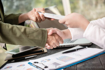 Erfahrungen mit der OVM Online Vertrieb Marketing GmbH: Einblick in Produktpalette und Zielgruppen