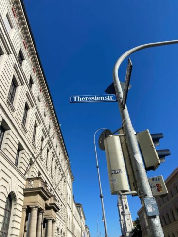 Ginger & Django gibt Standort in München bekannt: Premium-Hundekindergarten eröffnet in der Theresienstraße