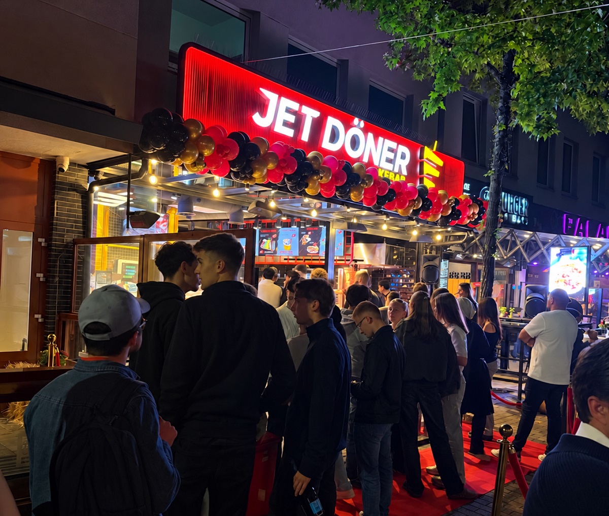Jet Döner Kebab eröffnet in Bochum seine erste Filiale in Europa – weitere deutsche Städte in Planung