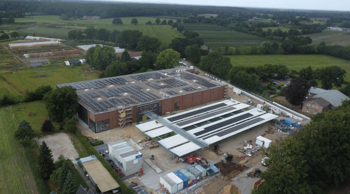 SAPOtech realisiert 628-kWp-Photovoltaikanlage für neuen famila-Markt in Barmstedt