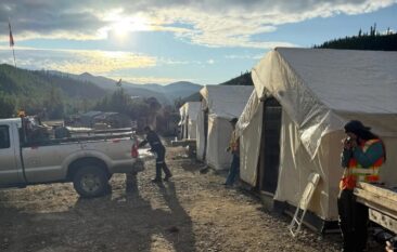 Sichtbares Gold & 30.000m im Labor: Sitka Gold vor News-Feuerwerk
