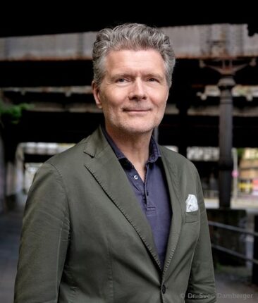 Unternehmen investieren Milliarden in Meetingräume, sparen aber am Betrieb