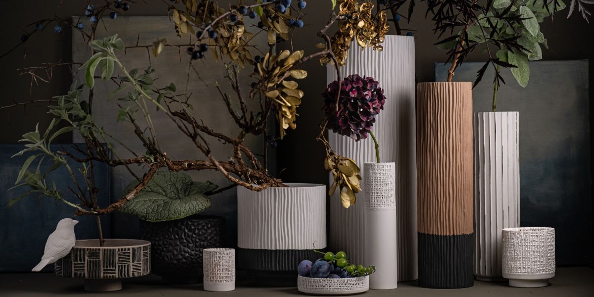 Vorhang auf für einen textilen Look – Klatt Objects präsentiert Vasen-Serie PLISSEE