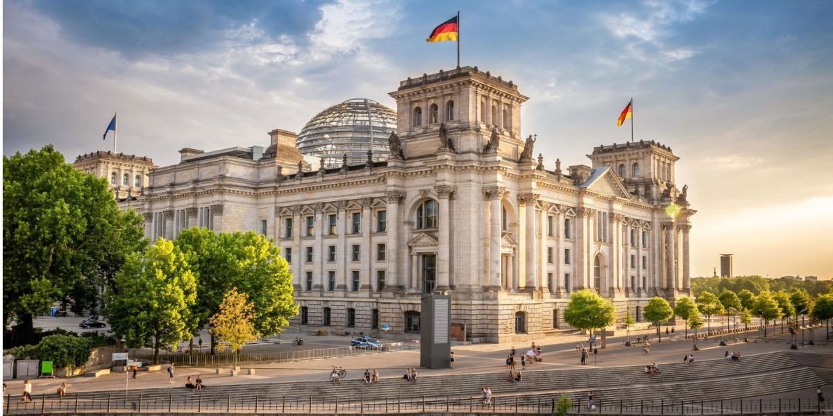ZIM-Antragsstopp: Bundestag diskutiert Zukunft der Innovationsförderung